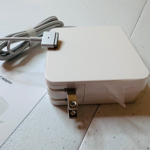 MacBook Air Charger 45W Power Adapter Replacement AC Adapter Model A1436 - Picture 3 of 9